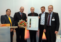 V.l.: PD Dr. Peter Reichardt (Berlin), Prof. Dr. Lars Steinsträßer (Bochum), Prof. Dr. Peter Hohenberger (Mannheim), Prof. Dr. Thomas Brodowicz (Wien), Robby Woitke (PharmaMar) - Bild: Uli Deck