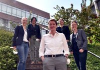 Bild (v.l.): PD Dr. C. Kruppa (Chirurgische Klinik), Dr. T. Groll (Geschäftsführerin), M. Knaths (Referentin), Jun.-Prof. Dr. E. Enax-Krumova (Neurologische Klinik), PD Dr. C. Meyer-Frießem (Anästhesiologische Klinik) – Bildnachweis: Bergmannsheil