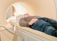Die funktionelle Magnetresonanztomografie ermöglicht einen Einblick in die neuronalen Prozesse des menschlichen Extinktionslernens. Bildnachweis: @RUB, Marquard