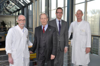 Foto (Armin Kühn): (v.l.) Dr. Klaus-Peter Mellwig, Dr. Wolfgang Feller, Markus Strotmann, Dr. Frank van Buuren.