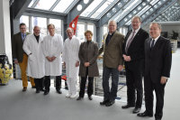 Expertentreffen im HDZ NRW: (v.l.): Kai Abruszat, Prof. Dr. Dr. h.c. Diethelm Tschöpe, Prof. Dr. Jan Gummert, Prof. Dr. Dieter Horstkotte, Staatssekretärin Ulrike Flach, Wilhelm Ober-Sundermeyer, Friedrich Scheer, Wilhelm Hecker (Foto Armin Kühn).