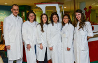 Chefarzt Dr. Eugen Sandica und das Ärztinnen-Team aus Cluj-Napoca (von links: Simona Oprita, Emese Kovacs, Raluca Rancea, Elena Chintouan, Lăcrămioara Pop) (Foto Armin Kühn).
