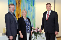 Pastor Christian Böckmann (Diözesanbeauftragter für die Krankenhausseelsorge im Bistum Essen), Lydia M. Zoremba (katholische Klinikseelsorgerin am UK Knappschaftskrankenhaus Bochum) und Stephan Happel (evangelischer Klinikseelsorger am UK Knappschaftskrankenhaus Bochum) Pastor Christian Böckmann (Diözesanbeauftragter für die Krankenhausseelsorge im Bistum Essen), Lydia M. Zoremba (katholische Klinikseelsorgerin am Universitätsklinikum Knappschaftskrankenhaus Bochum) und Stephan Happel (evangelischer Klinikseelsorger am Universitätsklinikum Knappschaftskrankenhaus Bochum)