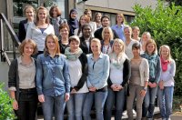 Nun haben alle – größtenteils mit überdurchschnittlich guten Leistungen – erfolgreich die staatliche Prüfung zum/r Medizinisch-technischen Laboratoriumsassistenten/in (MTLA) bestanden. Nun haben alle – größtenteils mit überdurchschnittlich guten Leistungen – erfolgreich die staatliche Prüfung zum/r Medizinisch-technischen Laboratoriumsassistenten/in (MTLA) bestanden.