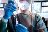 Abstrich im Testzentrum des Knappschaftskrankenhauses Abstrich im Testzentrum des Knappschaftskrankenhauses